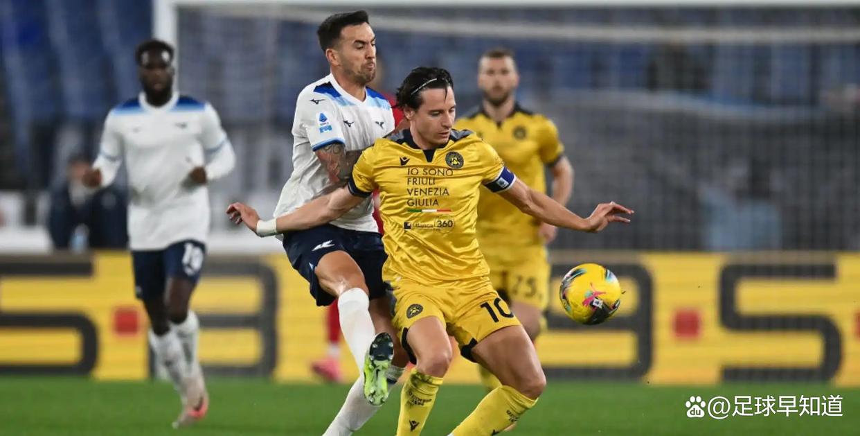 乌迪内斯主帅现身比赛场边,鼓励队员全力拼搏的简单介绍 乌迪内斯主帅现身比赛场边,鼓励队员全力拼搏的简单介绍