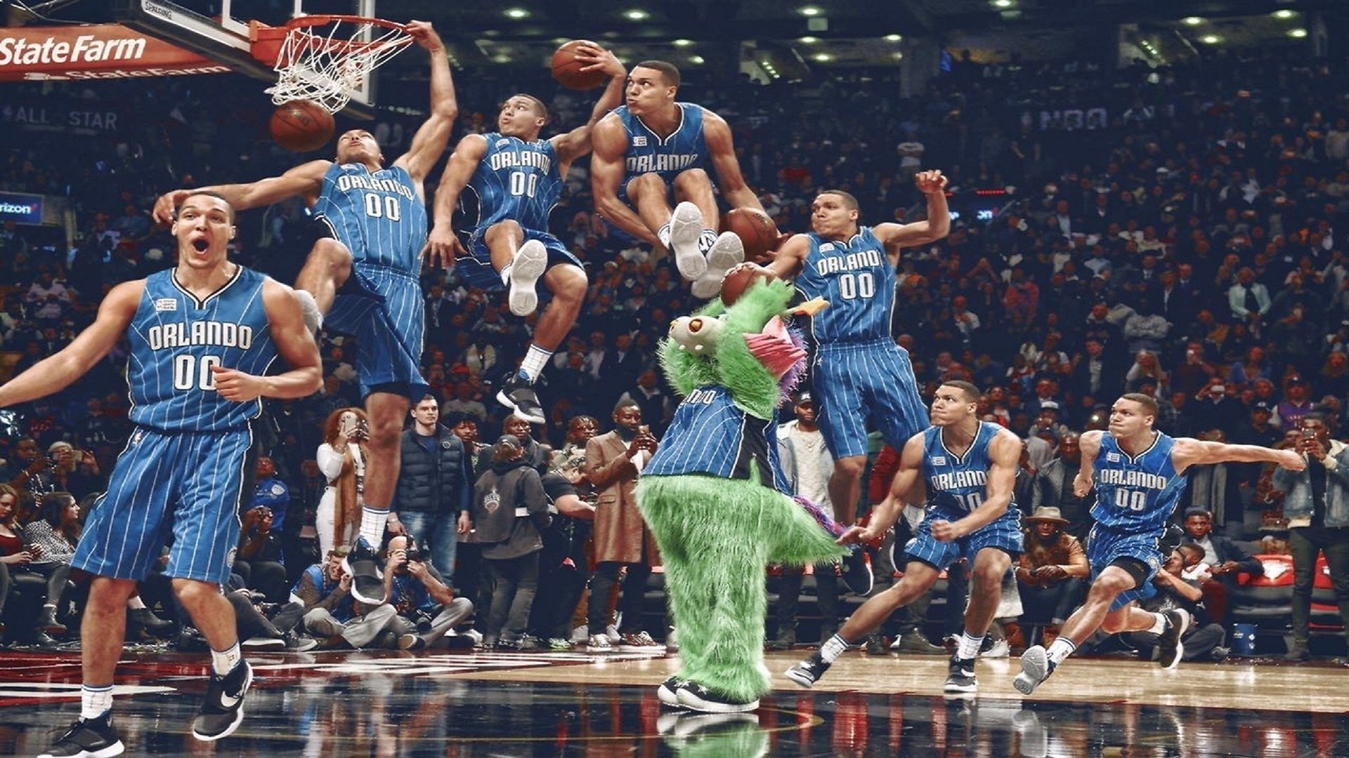 东决关键战之夜，哈登连续得分拉开差距，书写个人英雄主义新篇章